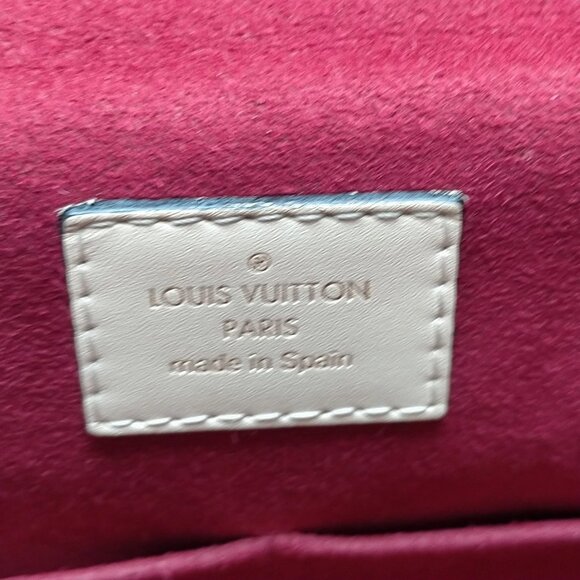 Louis Vuitton Cluny BB Brown Monogram Satchel Bag mon1300-102925 - Picture 16 of 16